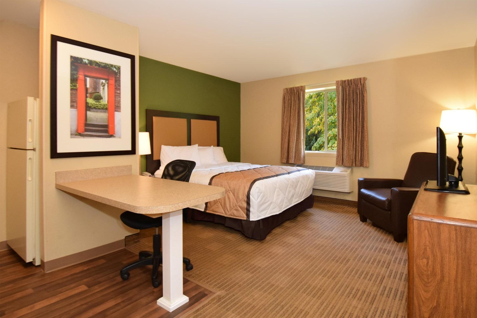 Extended Stay America Select Suites - St Louis - Westport - Craig Road Maryland Heights Exterior photo